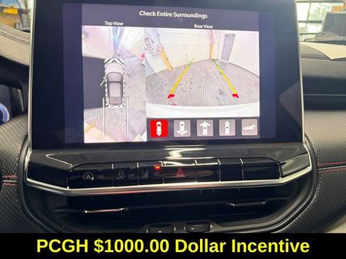 Used 2023 Jeep Compass Trailhawk w/ Trailhawk Elite Group image 15