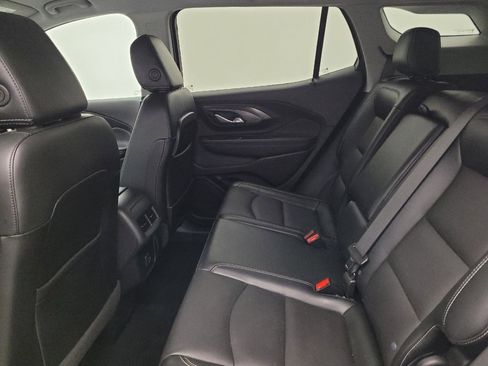 Used 2023 GMC Terrain SLT w/ Tech Package FWD image 18