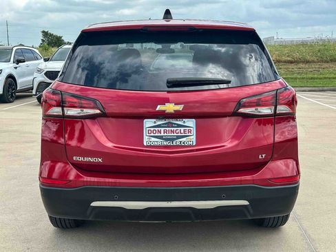 Used 2024 Chevrolet Equinox LT FWD image 4