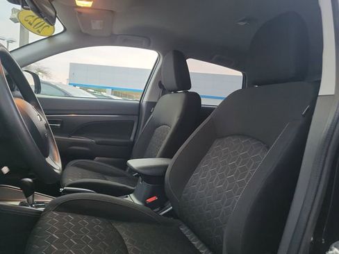 Used 2025 Mitsubishi Outlander Sport ES image 14