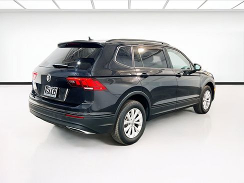 Used 2020 Volkswagen Tiguan S image 4