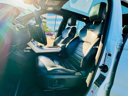 Used 2017 Land Rover Range Rover Evoque HSE Dynamic image 44