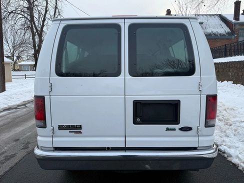 Used 2013 Ford E-350 and Econoline 350 XLT RWD image 7