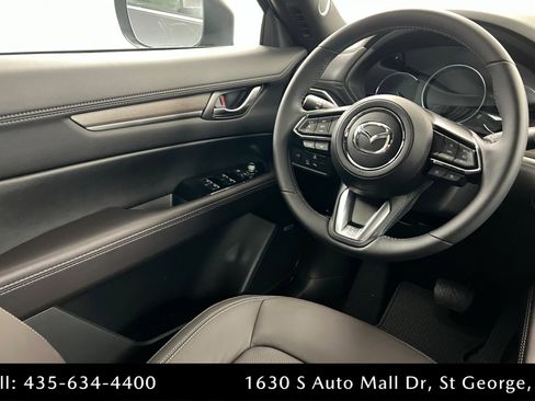 New 2025 MAZDA CX-5 Signature image 13