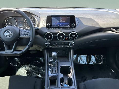 Certified 2025 Nissan Sentra S image 16