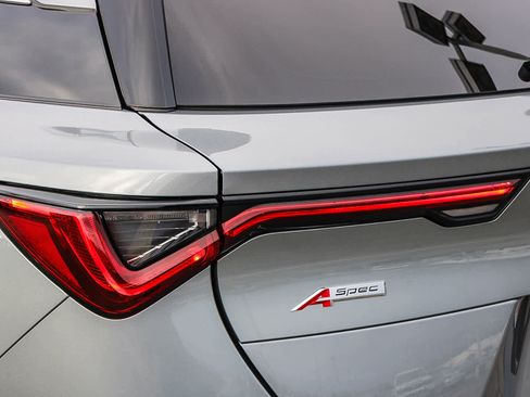 Used 2024 Acura ZDX A-Spec image 7