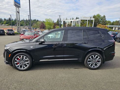 Used 2024 Cadillac XT6 Sport w/ Technology Package AWD/4WD image 8