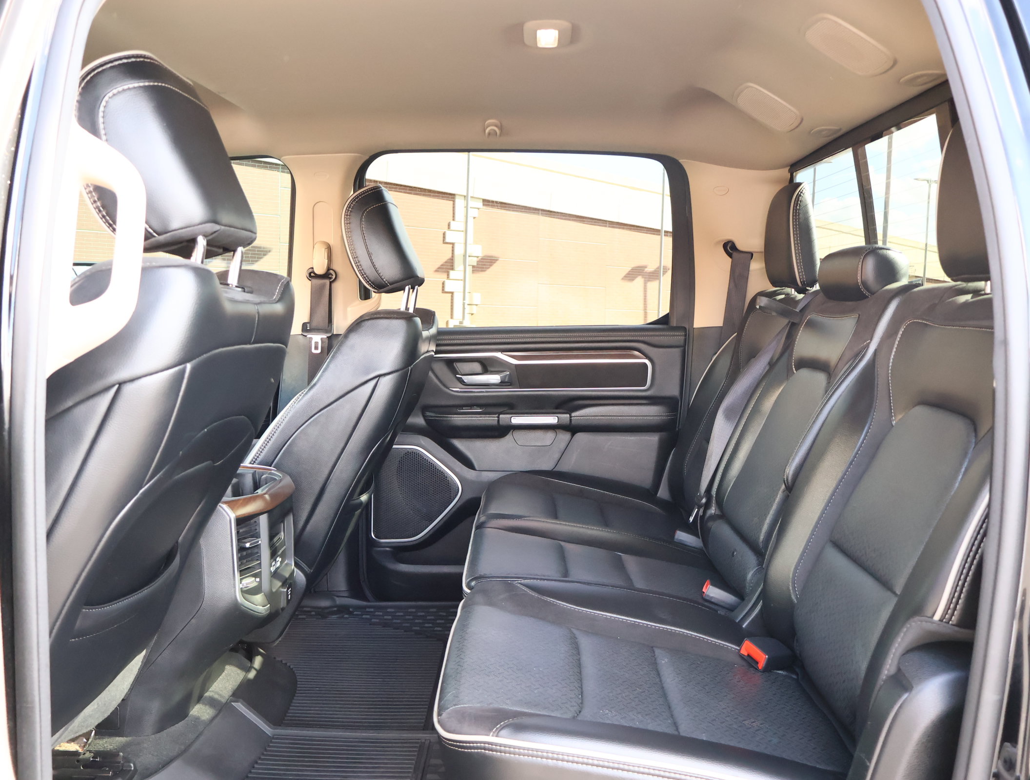 Used 2021 RAM 1500 Laramie AWD/4WD image 22