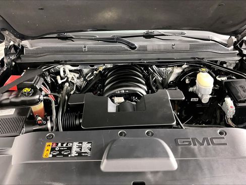 Used 2018 GMC Yukon XL Denali w/ Open Road Package RWD image 28