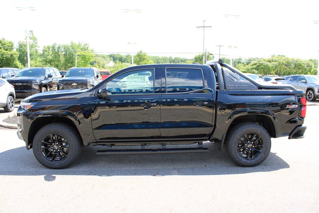 New 2026 Chevrolet Colorado Z71 w/ Midnight Edition AWD/4WD image 31