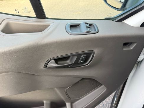 Used 2021 Ford Transit 250 Low Roof image 12