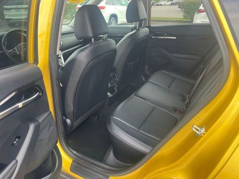 Used 2021 Kia Seltos SX w/ SX Sunroof Package image 26