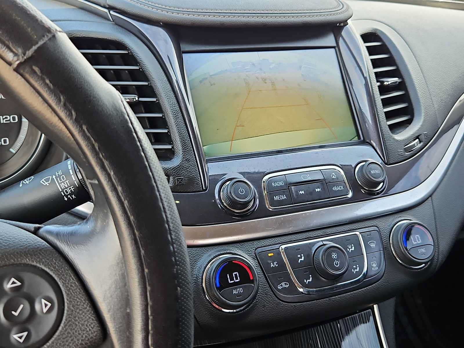 Used 2018 Chevrolet Impala LT FWD image 20