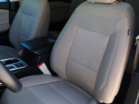 Used 2023 Ford Explorer XLT image 13