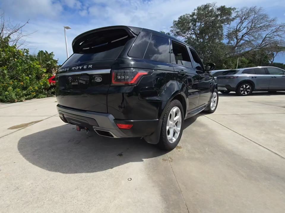 Used 2020 Land Rover Range Rover Sport HSE AWD/4WD image 3