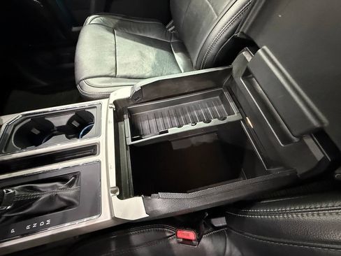 Used 2017 Ford F150 Lariat w/ Equipment Group 502A Luxury AWD/4WD image 16