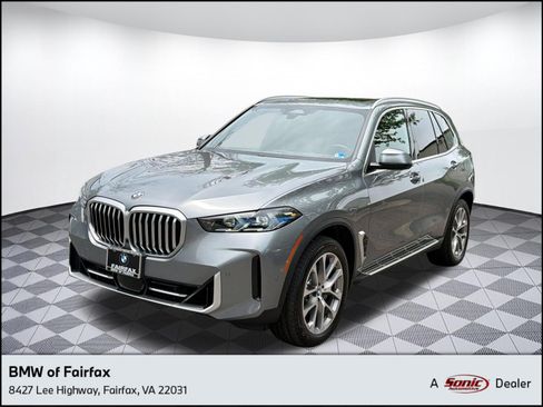 Used 2024 BMW X5 xDrive40i w/ Premium Package AWD/4WD image 1