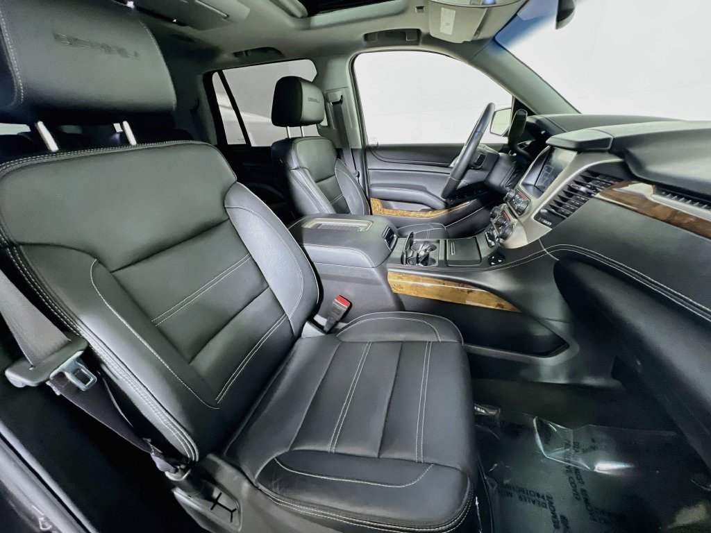 Used 2016 GMC Yukon Denali w/ Open Road Package AWD/4WD image 26