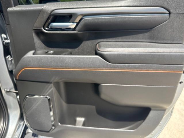 Used 2025 GMC Sierra 1500 AT4 w/ AT4 Premium Package AWD/4WD image 29