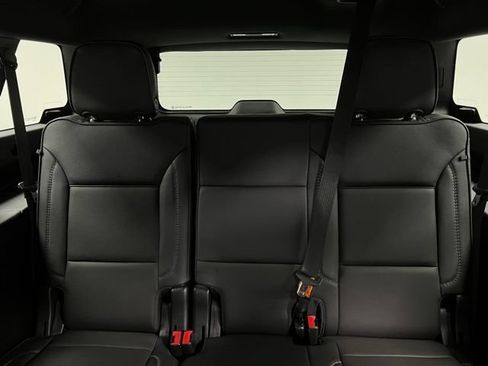 Used 2022 GMC Yukon XL Denali w/ Advanced Technology Package AWD/4WD image 47