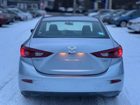 Used 2017 MAZDA MAZDA3 Sport image 6