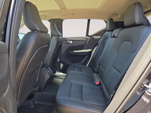 Certified 2026 Volvo XC40 B5 Plus AWD/4WD image 16