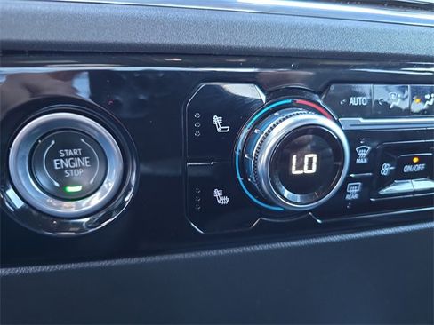 Certified 2023 GMC Sierra 1500 SLE image 21