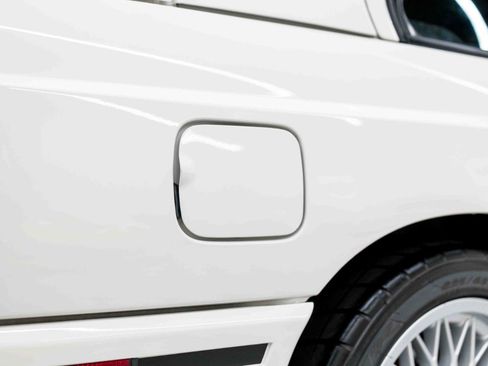 Used 1990 BMW M3 Coupe RWD image 22