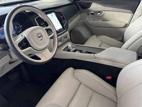 Certified 2023 Volvo XC90 T8 Ultimate w/ Protection Package Premier image 12