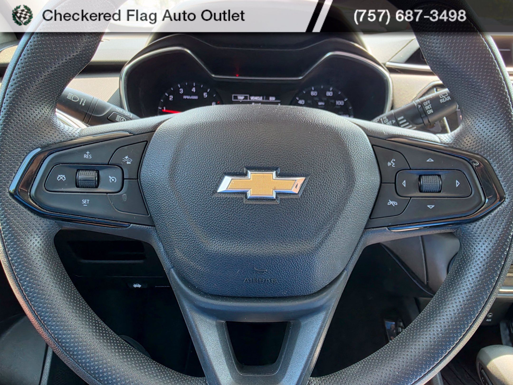 Used 2021 Chevrolet TrailBlazer LT w/ Convenience Package FWD image 13