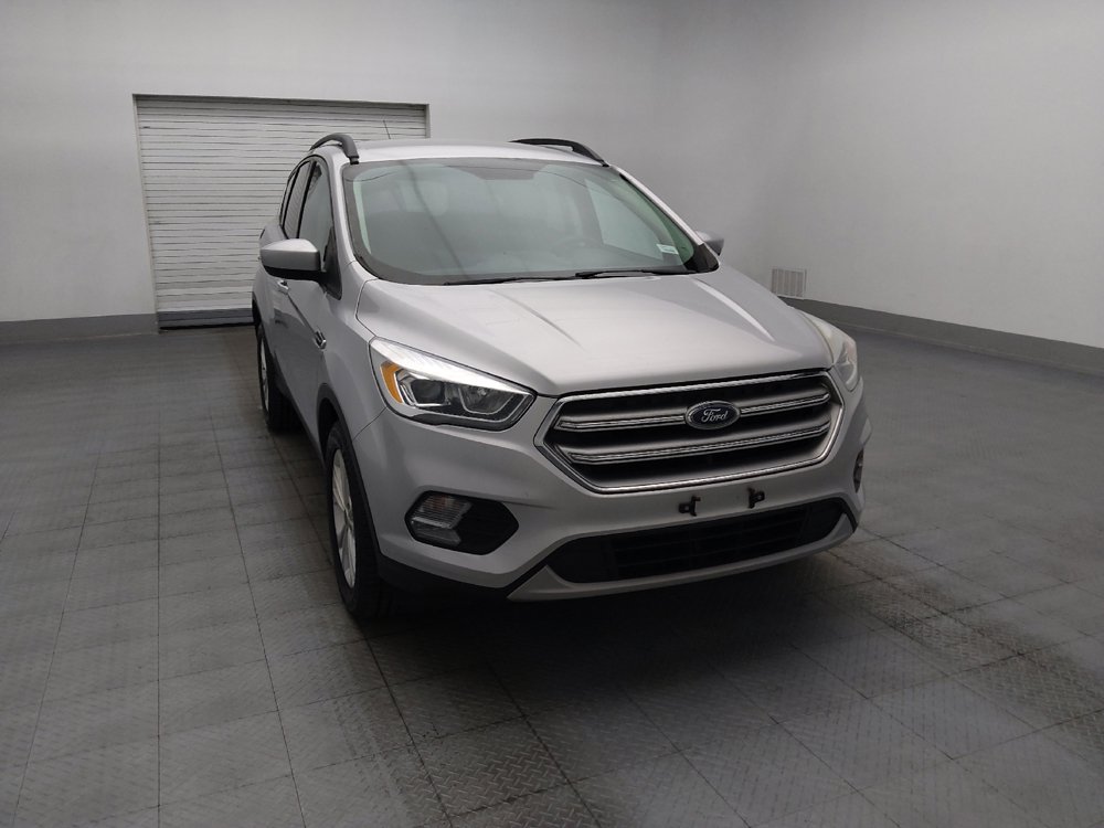 Used 2017 Ford Escape SE w/ Equipment Group 201A FWD image 14