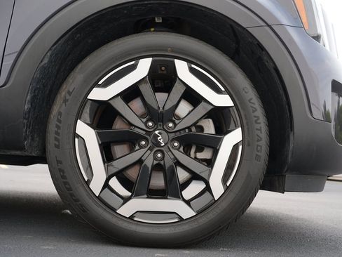 Used 2025 Kia Telluride S AWD/4WD image 31