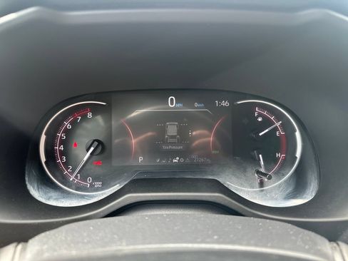 Used 2024 Toyota RAV4 LE AWD/4WD image 15