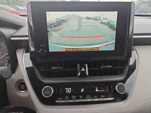 Certified 2023 Toyota Corolla Cross LE AWD/4WD image 22