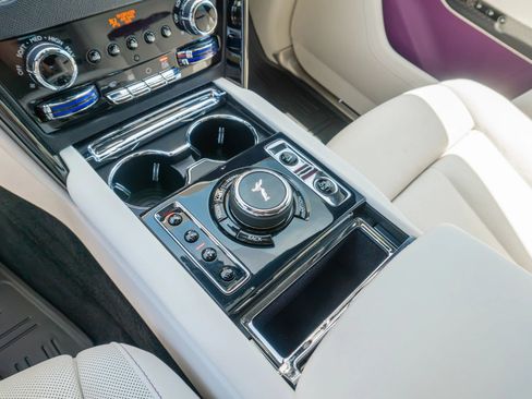 Used 2024 Rolls-Royce Cullinan Black Badge AWD/4WD image 76