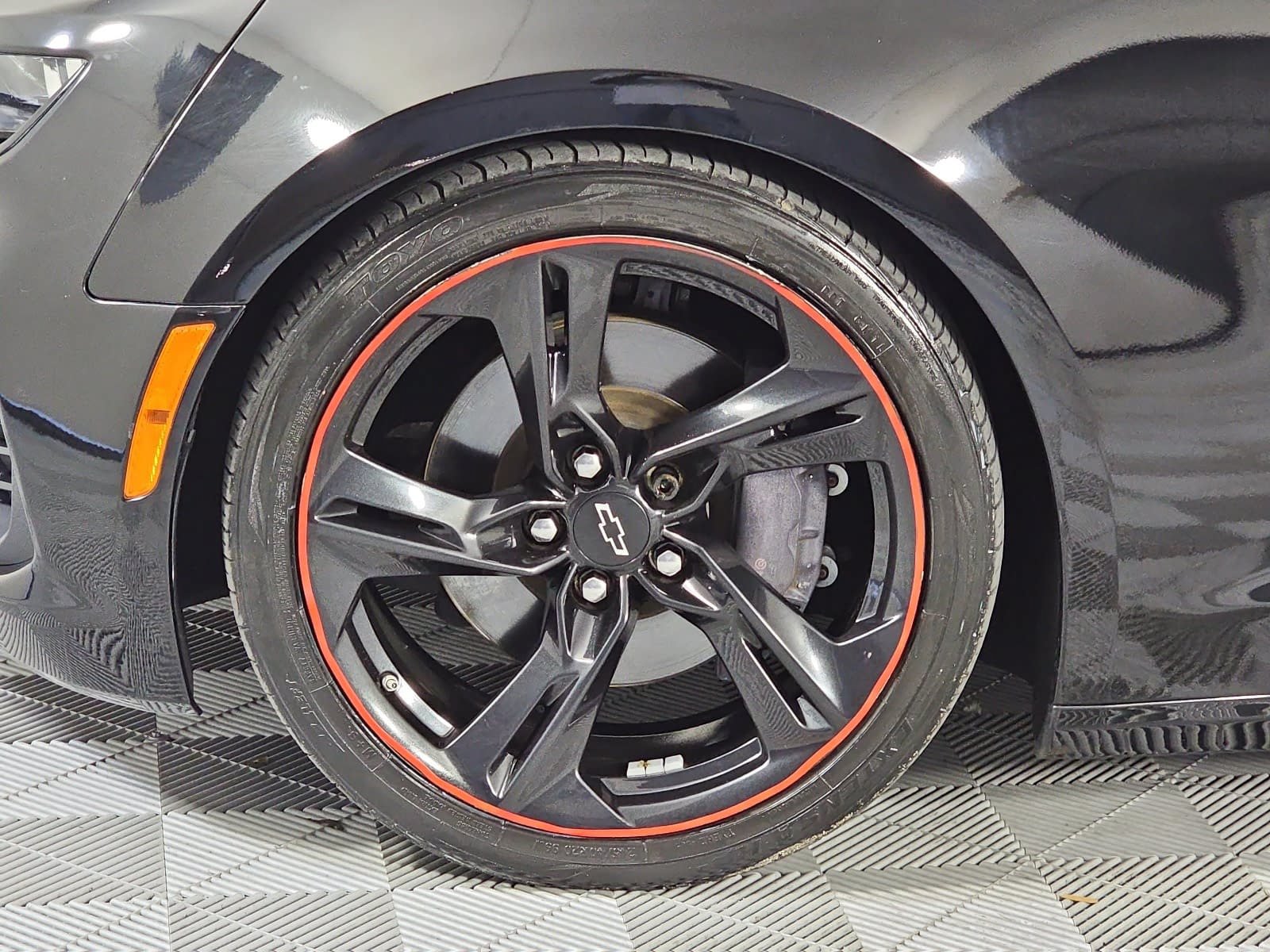 Used 2020 Chevrolet Camaro SS RWD image 10