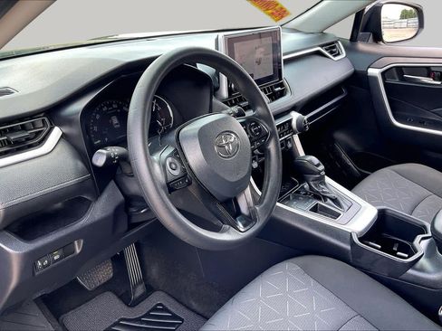 Used 2024 Toyota RAV4 XLE FWD image 16