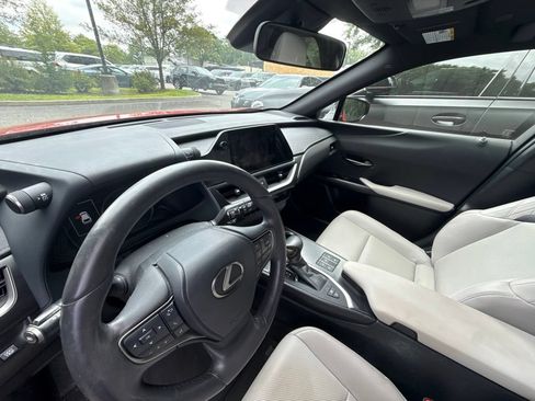 Used 2023 Lexus UX 250h F Sport w/ Accessory Package (Z2) AWD/4WD image 8