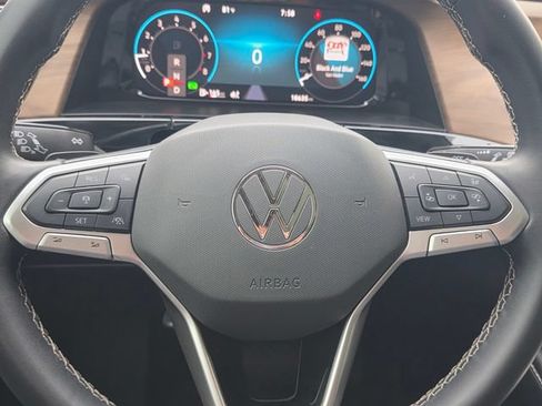 Used 2024 Volkswagen Atlas SE FWD image 34