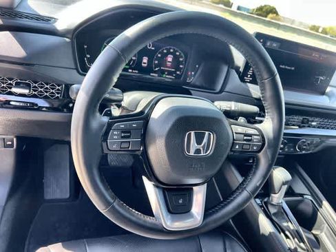 Certified 2025 Honda Accord Touring image 17