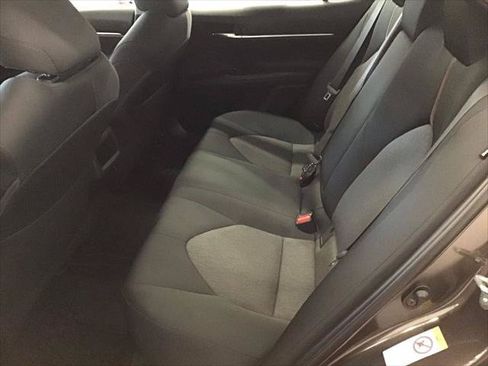 Certified 2018 Toyota Camry LE w/ Convenience Package FWD image 15