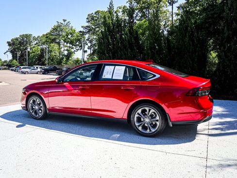Used 2024 Honda Accord EX image 7