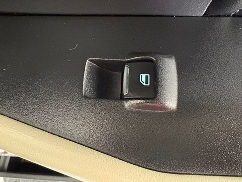 Used 2019 Ford Expedition Platinum RWD image 48