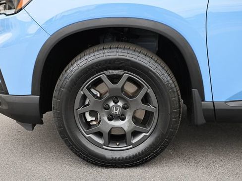 Used 2023 Honda Pilot TrailSport image 5
