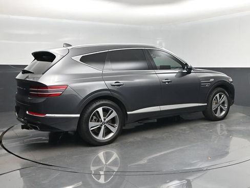 Used 2022 Genesis GV80 3.5T Advanced + AWD/4WD image 3