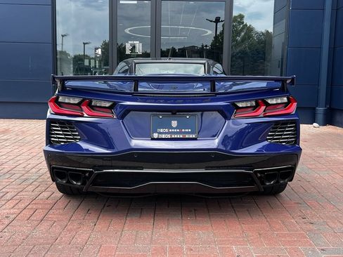Used 2025 Chevrolet Corvette Stingray Preferred Conv w/ Z51 Performance Package RWD image 4