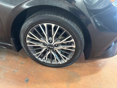Used 2022 Kia Forte GT-Line w/ GT-Line Premium Package FWD image 10