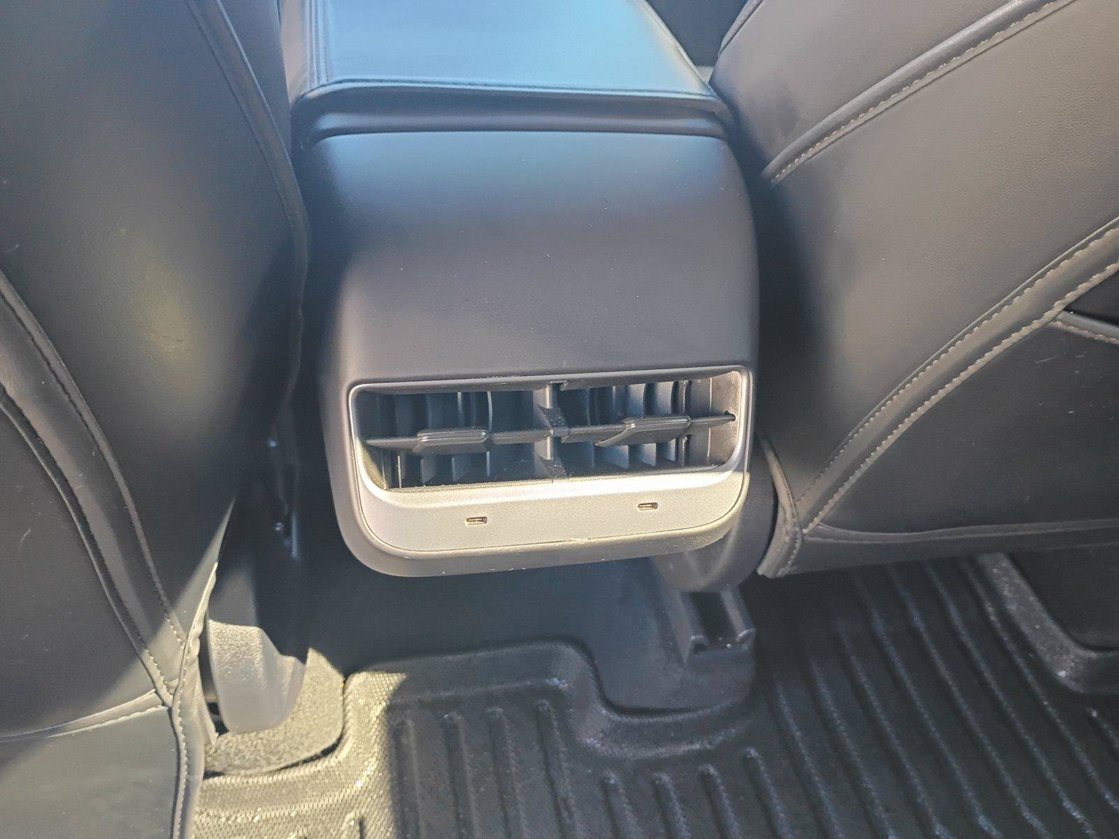 Used 2023 Tesla Model Y Long Range AWD/4WD image 15
