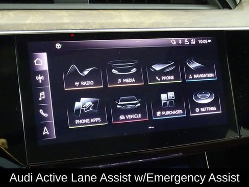 Used 2019 Audi e-tron Prestige w/ Prestige Package image 35
