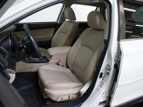 Used 2019 Subaru Outback 2.5i Limited AWD/4WD image 20